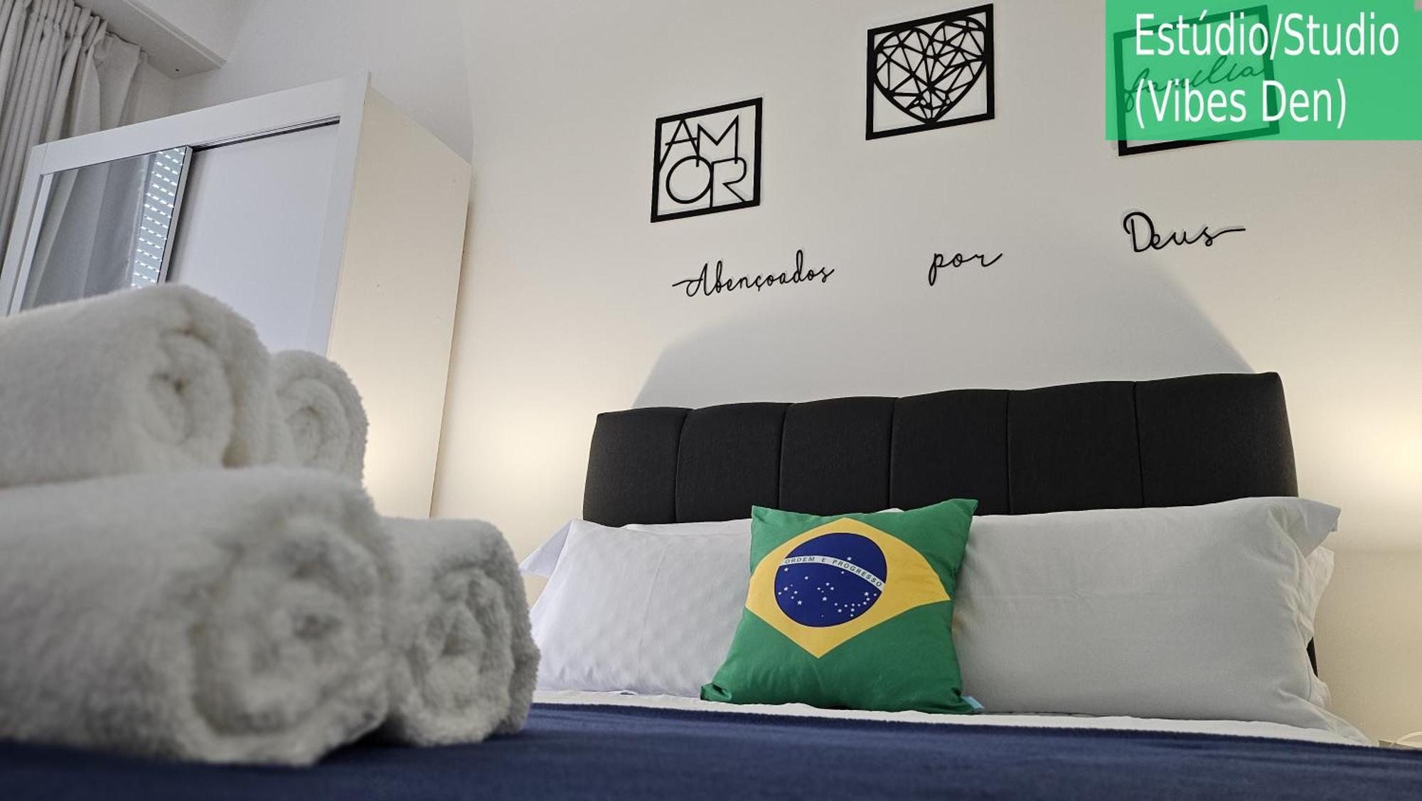 Apartahotel Copacabana Vibes *